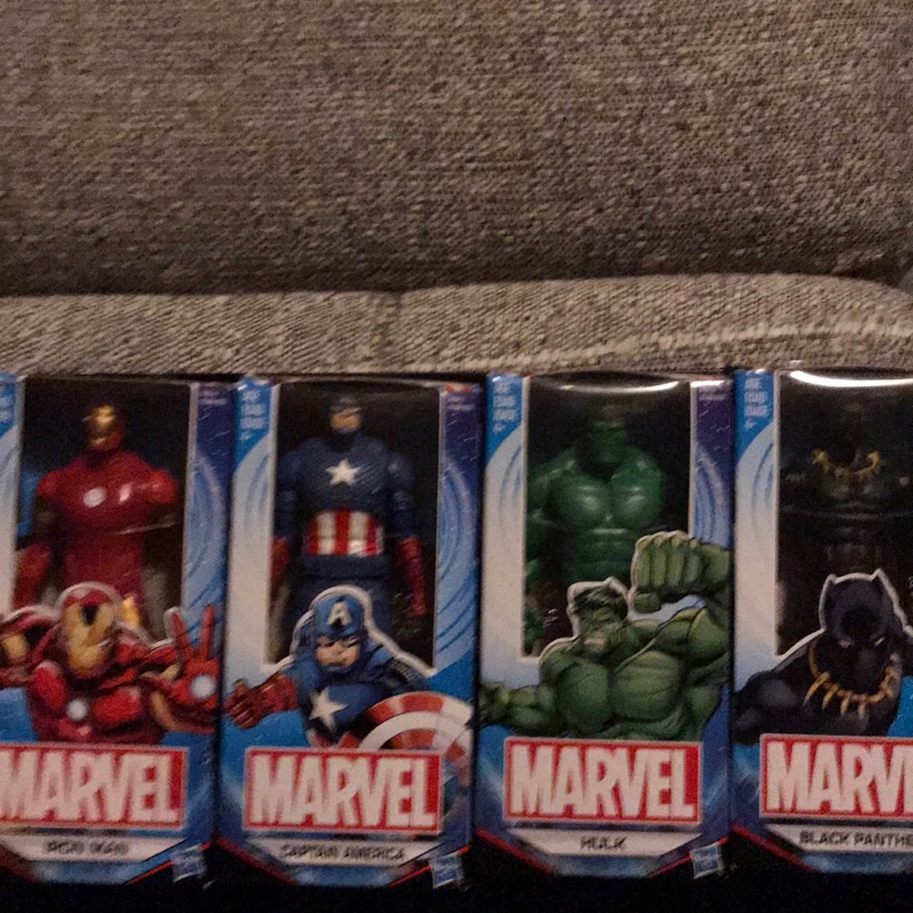 Marvel action figures 2016